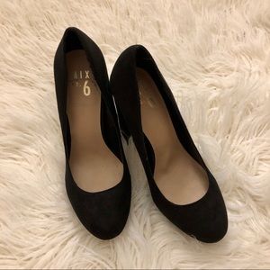 Mix No. 6 chunky black heels